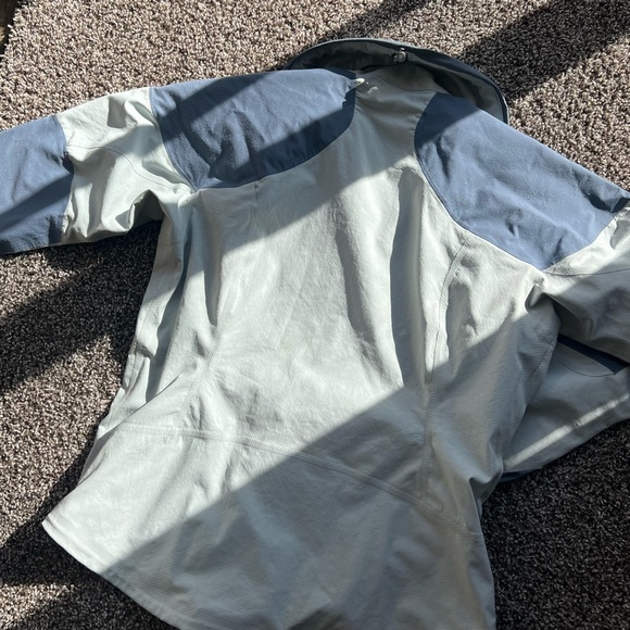 Patagonia Grey Blue Rain Jacket - Picture 9 of 14